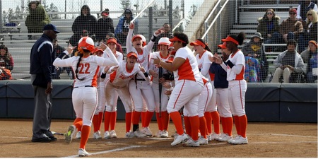 Softball Starts Conference with two wins